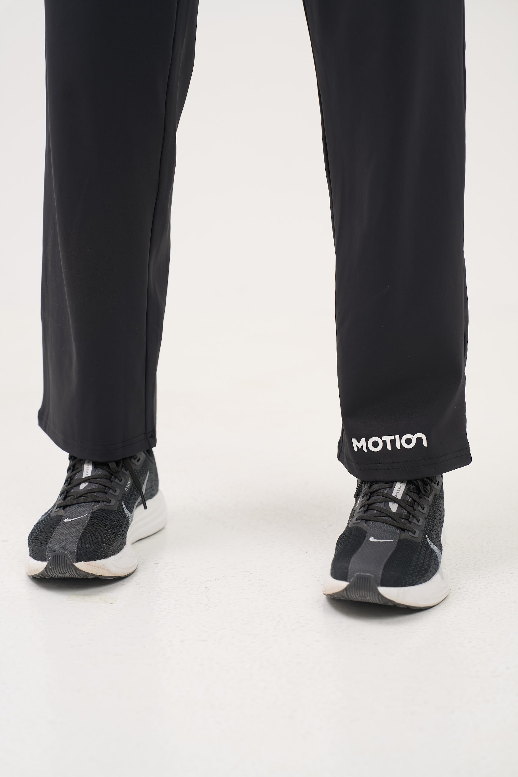 Flow Straight-Leg Joggers