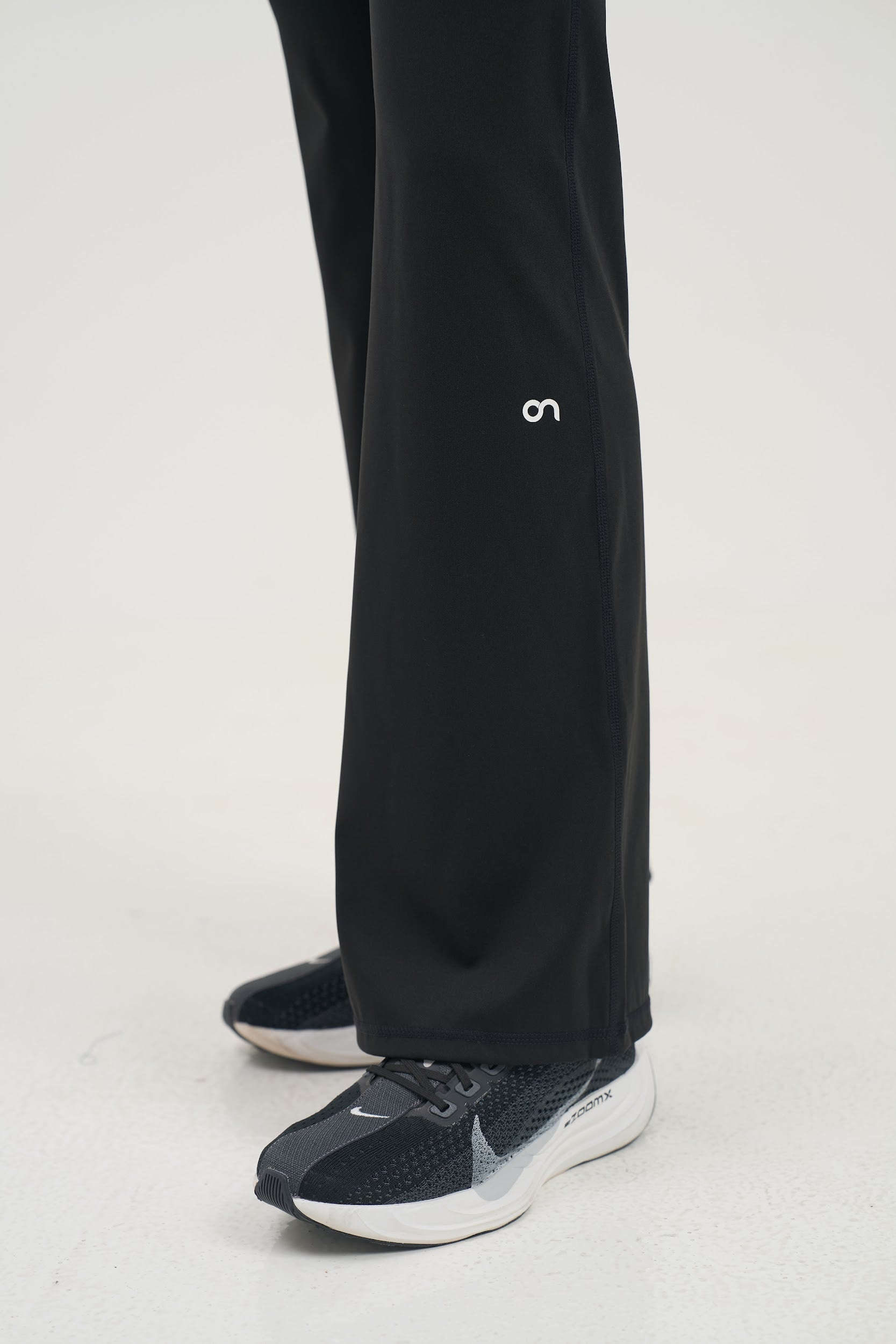 Ondea Flared Leggings