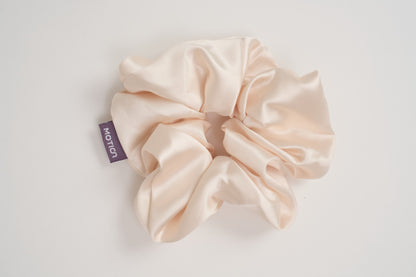 Aura Scrunchie – Silk Hair Scrunchie