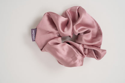 Aura Scrunchie – Silk Hair Scrunchie